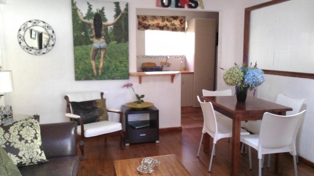 Constantia Lazy River Cape Town Room photo