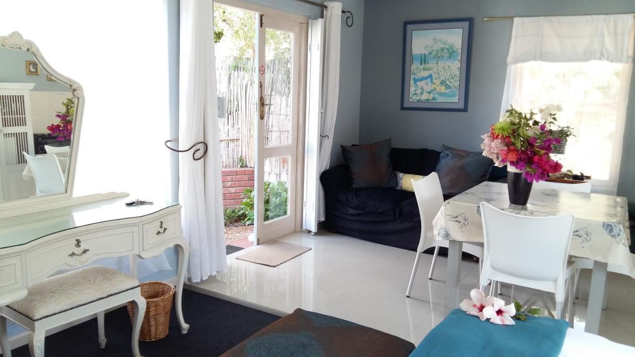 Constantia Lazy River Cape Town Exterior photo